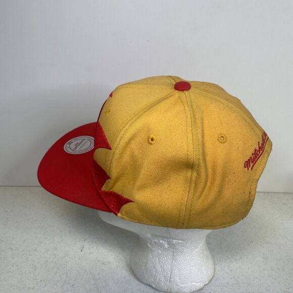 Atlanta Hawks Sharktooth Hat - Picture 4 of 7